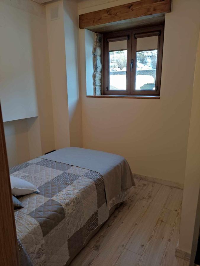 Вилла Casitas En Sallent En El Centro Сальент-де-Гальего Экстерьер фото