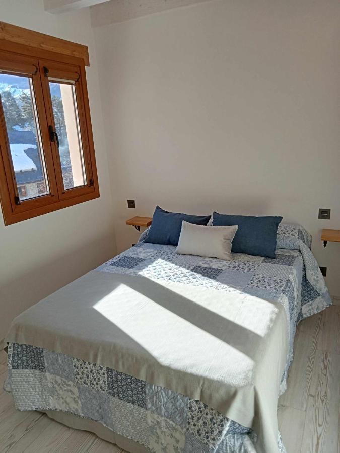 Вилла Casitas En Sallent En El Centro Сальент-де-Гальего Экстерьер фото